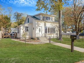 267 Dogwood Road W, Mastic Beach NY 11951