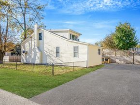 267 Dogwood Road W, Mastic Beach NY 11951