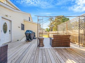 267 Dogwood Road W, Mastic Beach NY 11951