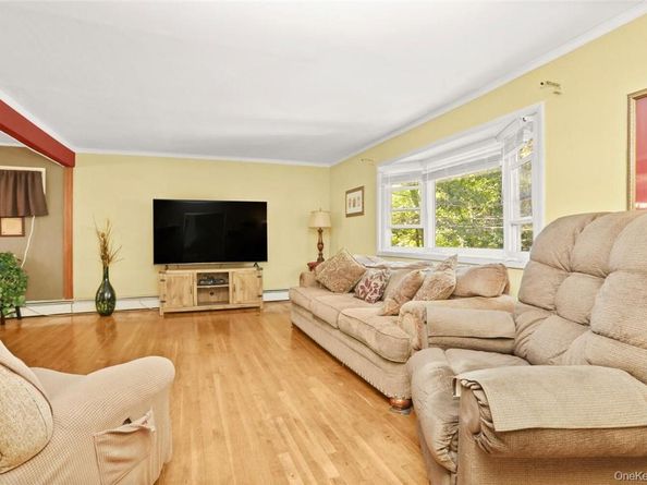 46 Chatham Terrace, Yonkers NY 10710