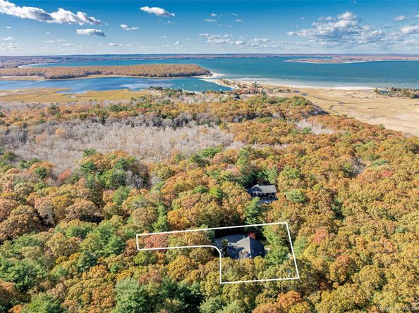 3 Sally's Path, East Hampton NY 11937