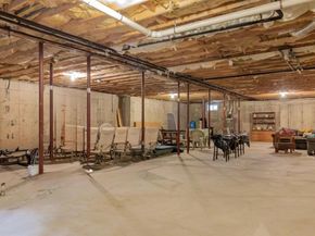 3 Sally's Path, East Hampton NY 11937