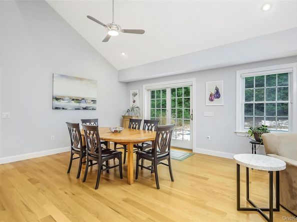 3 Sally's Path, East Hampton NY 11937