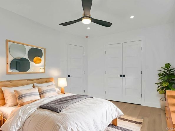 243 Lido Parkway, Lindenhurst NY 11757