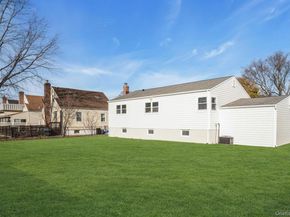 243 Lido Parkway, Lindenhurst NY 11757