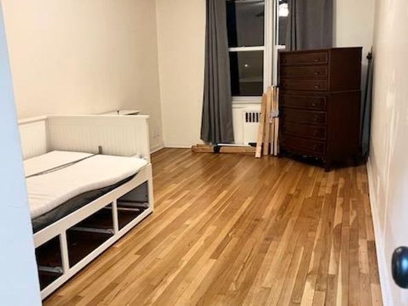 2080 Barnes Avenue 3B, Bronx NY 10462