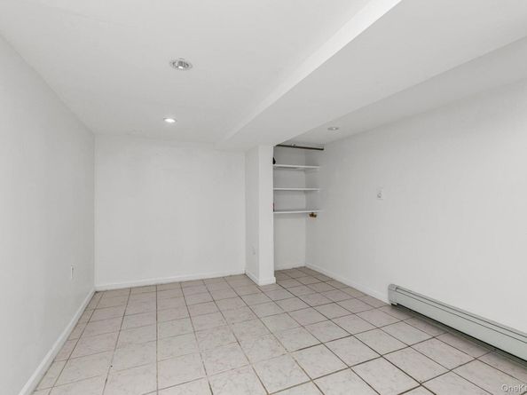 8835 Vanderveer Street, Queens Village NY 11427