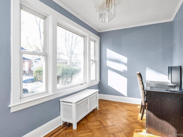 8835 Vanderveer Street, Queens Village NY 11427