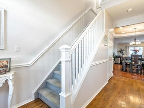 128 Cinnamon Court, Melville NY 11747