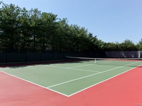 128 Cinnamon Court, Melville NY 11747