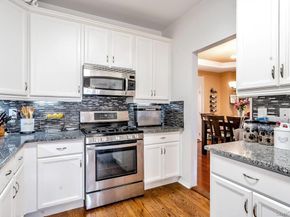 128 Cinnamon Court, Melville NY 11747