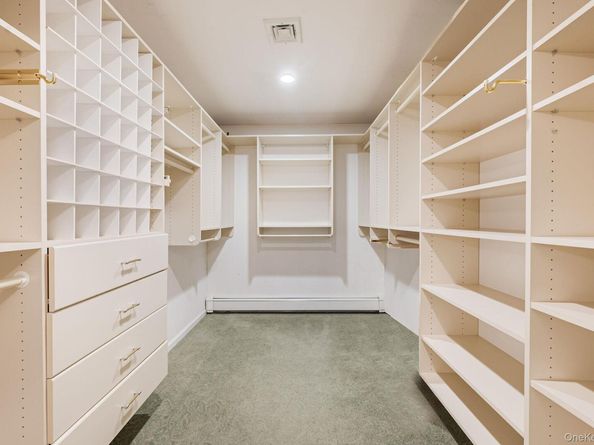 1023 Maple Lane, New Hyde Park NY 11040