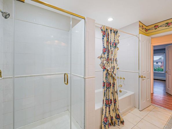 1023 Maple Lane, New Hyde Park NY 11040