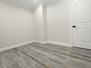 11 Bayview Avenue, Lawrence NY 11559