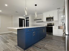 11 Bayview Avenue, Lawrence NY 11559