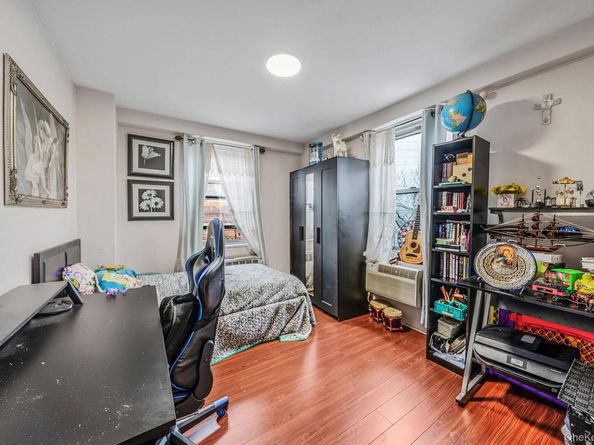 61-25 97 Street 2B, Rego Park NY 11374