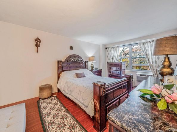 61-25 97 Street 2B, Rego Park NY 11374