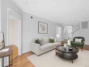 18 Brookville Way, Manorville NY 11949