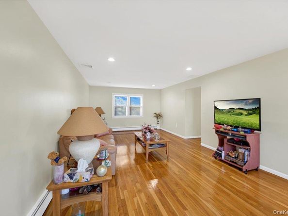 37 aka 39 Deshon Avenue, Bronxville NY 10708