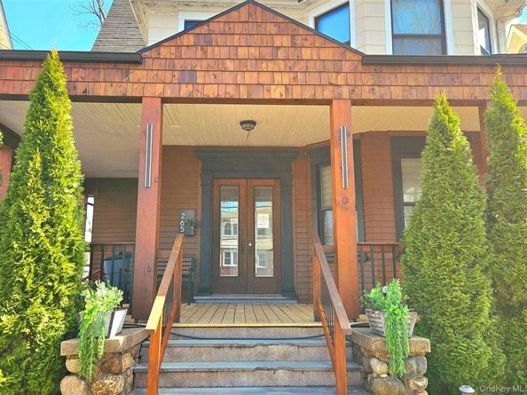 265 Summit Avenue, Fleetwood NY 10552