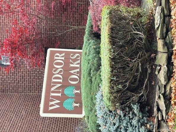 219-07 74th Avenue 447B2, Oakland Gardens NY 11364