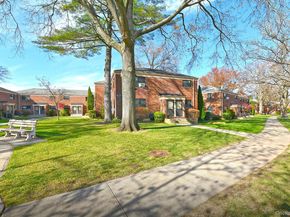 219-07 74th Avenue 447B2, Oakland Gardens NY 11364