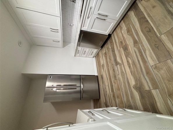 219-07 74th Avenue 447B2, Oakland Gardens NY 11364