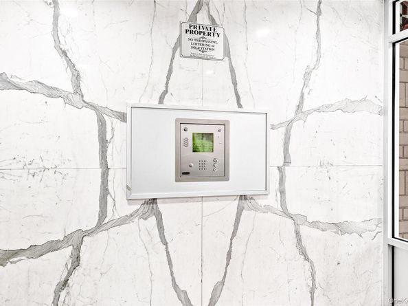 3 Sadore Lane 3F, Yonkers NY 10710