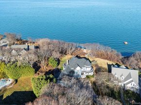 150 Landing Lane, Baiting Hollow NY 11933