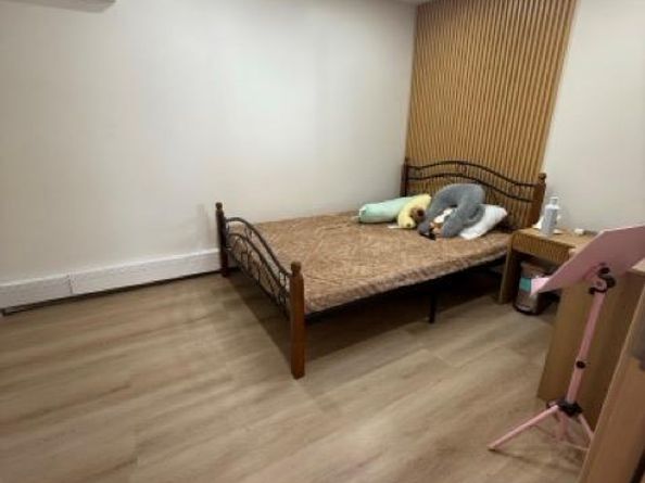 28 Floral Avenue, Bethpage NY 11714