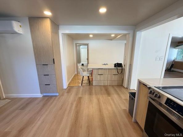 28 Floral Avenue, Bethpage NY 11714