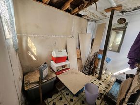 549 Granny Road, Medford NY 11763