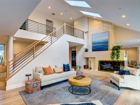 12 Combes Avenue, Rockville Centre NY 11570