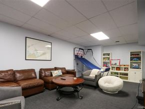 12 Combes Avenue, Rockville Centre NY 11570