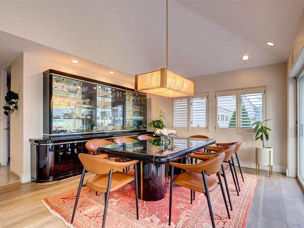 12 Combes Avenue, Rockville Centre NY 11570