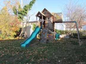 51 Phoenix Street, Hempstead NY 11550