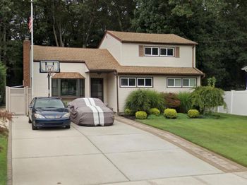 1432 Lakeshore Drive