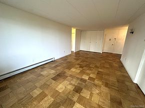 1085 Warburton Avenue 121, Yonkers NY 10701