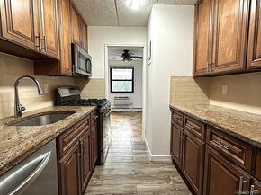 1085 Warburton Avenue 121, Yonkers NY 10701