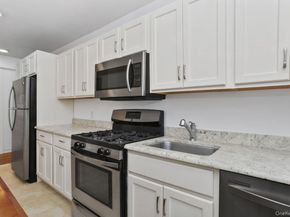 604 Tompkins 10C, Mamaroneck NY 10543