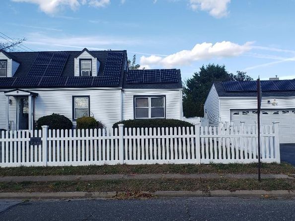 12 Enness Avenue, Bethpage NY 11714