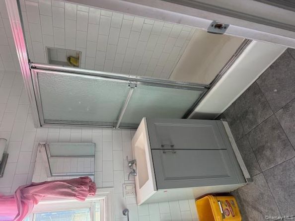 679 E 241st Street, Bronx NY 10470