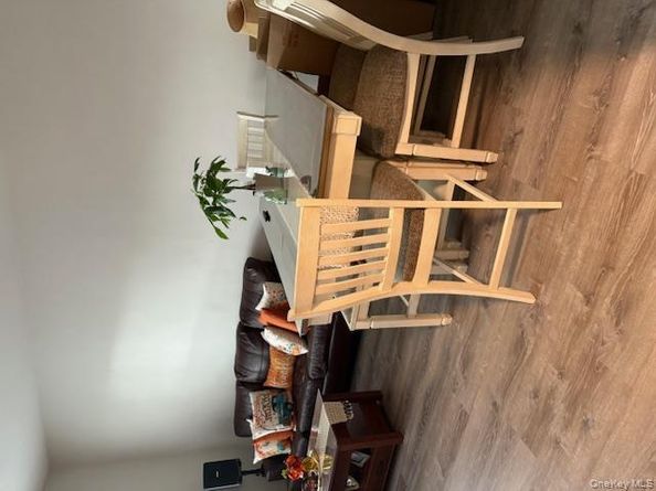 679 E 241st Street, Bronx NY 10470