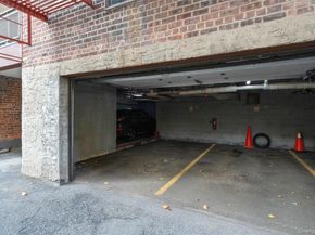 241-20 Northern Boulevard  5B, Douglaston NY 11362