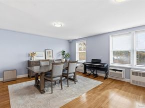 241-20 Northern Boulevard  5B, Douglaston NY 11362