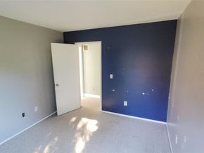 35 Gibbs Road 22, Coram NY 11727