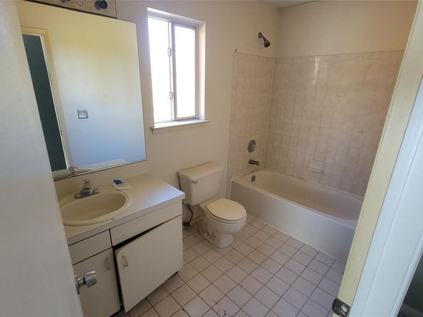 3522 Gibbs Road, Coram NY 11727