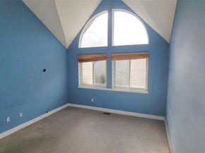 35 Gibbs Road 22, Coram NY 11727