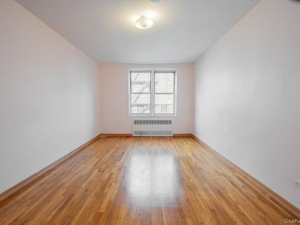 65-65 Wetherole Street 4M, Rego Park NY 11374