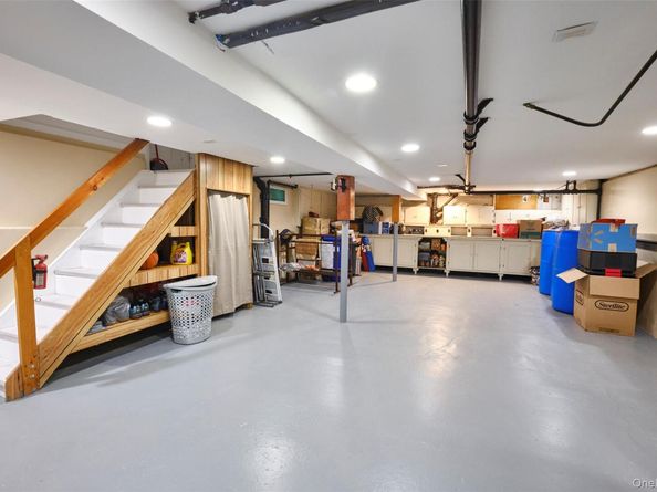 109-15 200th Street, Saint Albans NY 11412